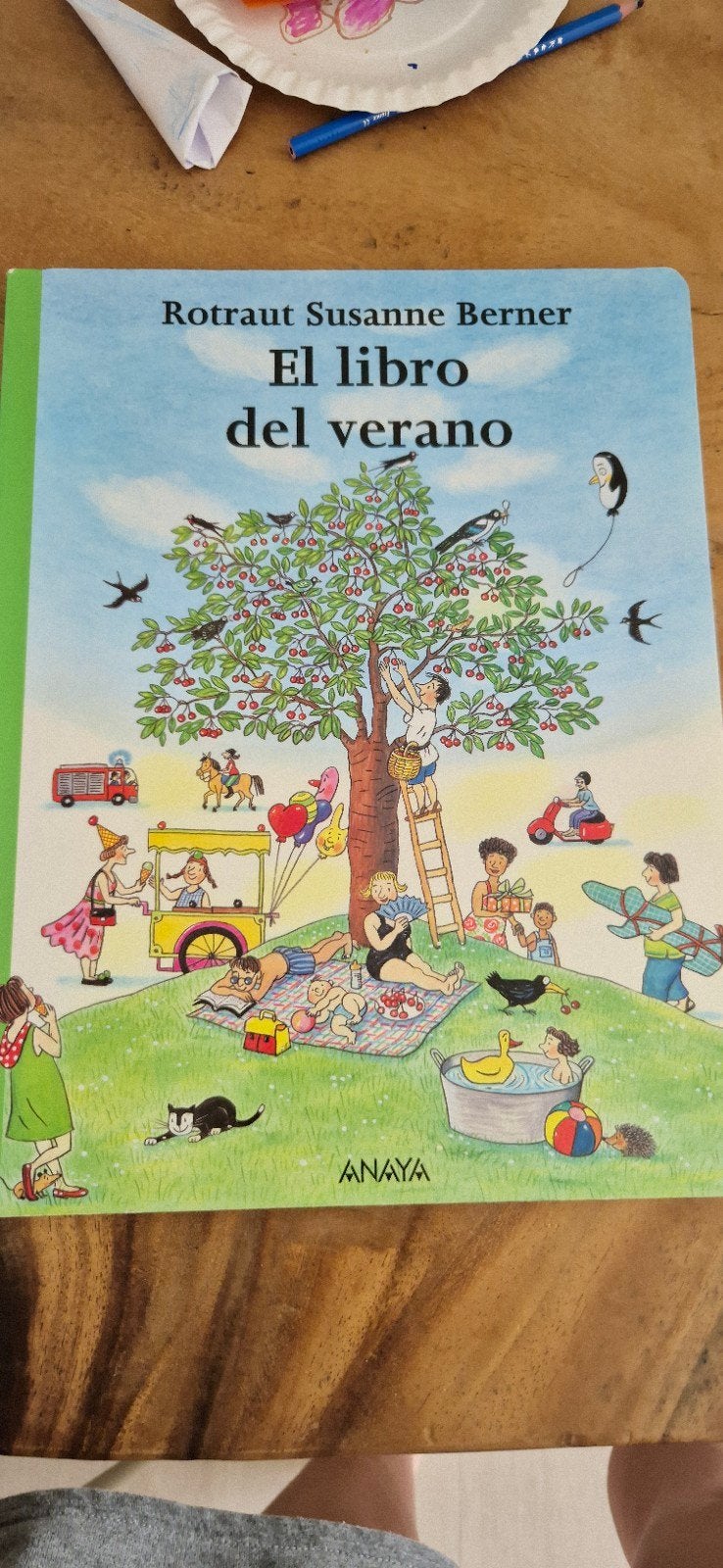 El libro del verano - Rotraut Susanne Berner, Ophalen of Verzenden, Zo goed als nieuw, Rotraut Susanne Berner, Fictie algemeen