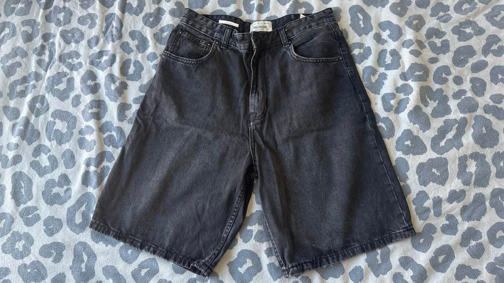 Zwarte baggy Pull&Bear jorts, Ophalen, Zo goed als nieuw, Zwart, W40 - W42 (confectie 56/58)