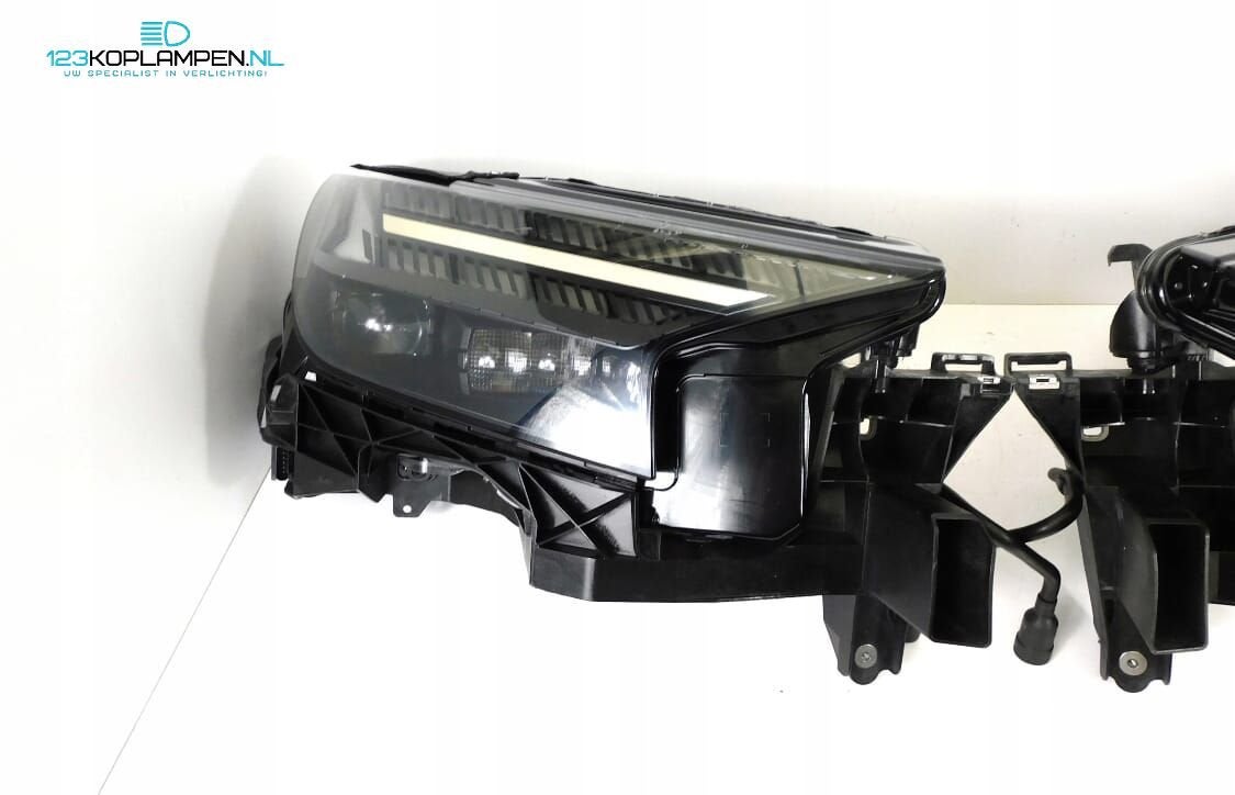 Audi Q4 E Tron Matrix Led koplamp links rechts, Gebruikt, -, -, -