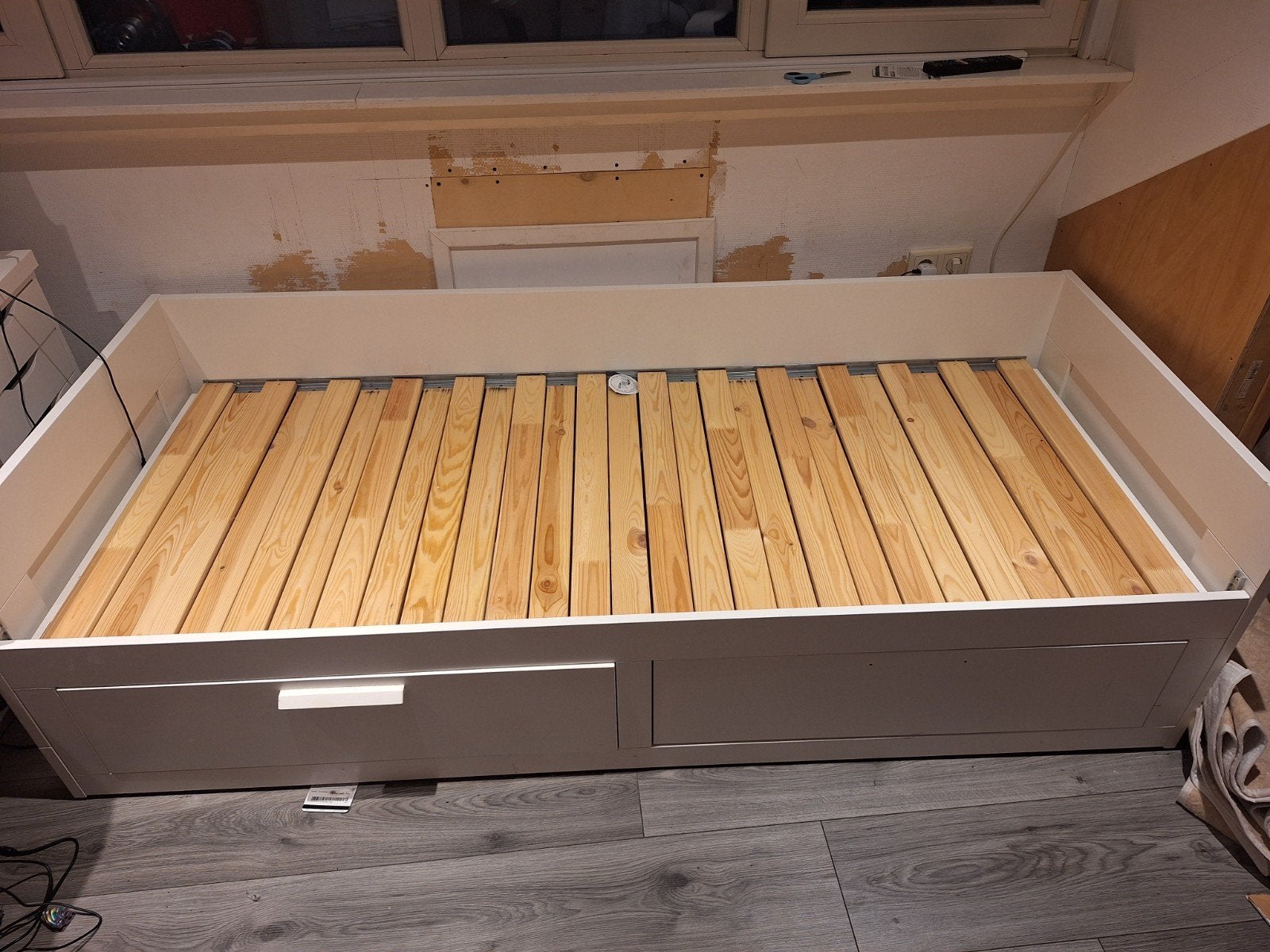 IKEA BRIMNES  - gratis af te halen, Huis en Inrichting, Slaapkamer | Bedden, Ophalen, Eenpersoons, Wit, 80 cm