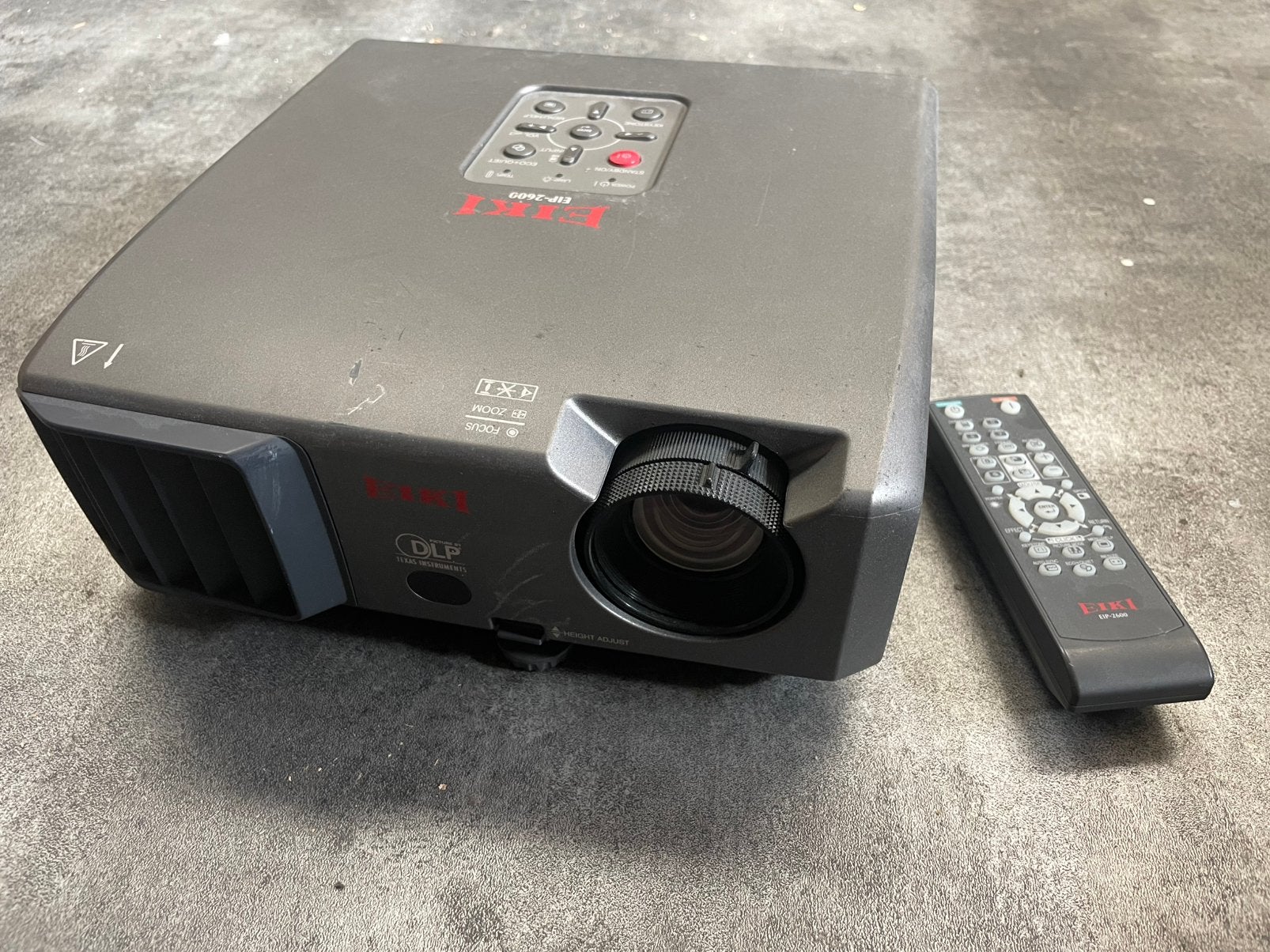 EIKI EIP-2600, Gebruikt, Ophalen of Verzenden, DLP, EIKI