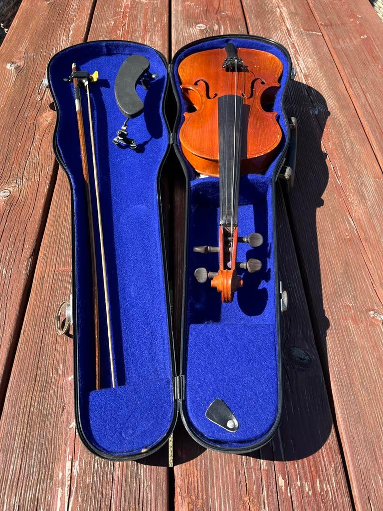 Mooie oude viool met koffer en extra snaren, Gebruikt, Viool, Ophalen of Verzenden, 4/4-viool