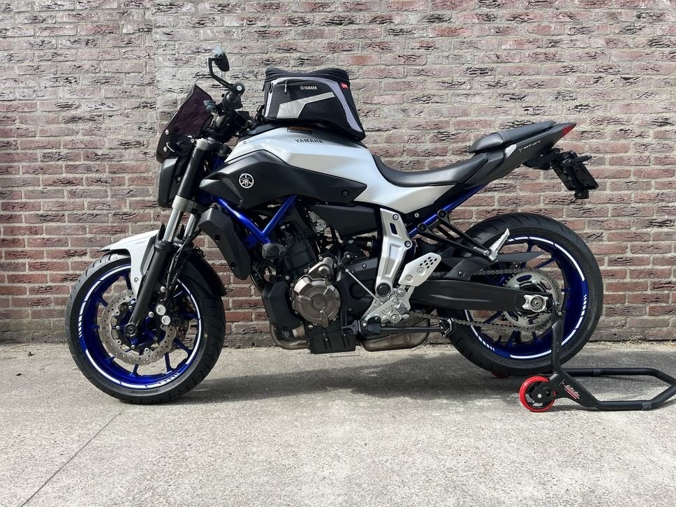 YAMAHA MT 07 ABS (bj '16) +- 15900 km nette motor als nieuw, Motoren, 2 cilinders, Motorrijbewijs A, Bedrijf, Onbekend