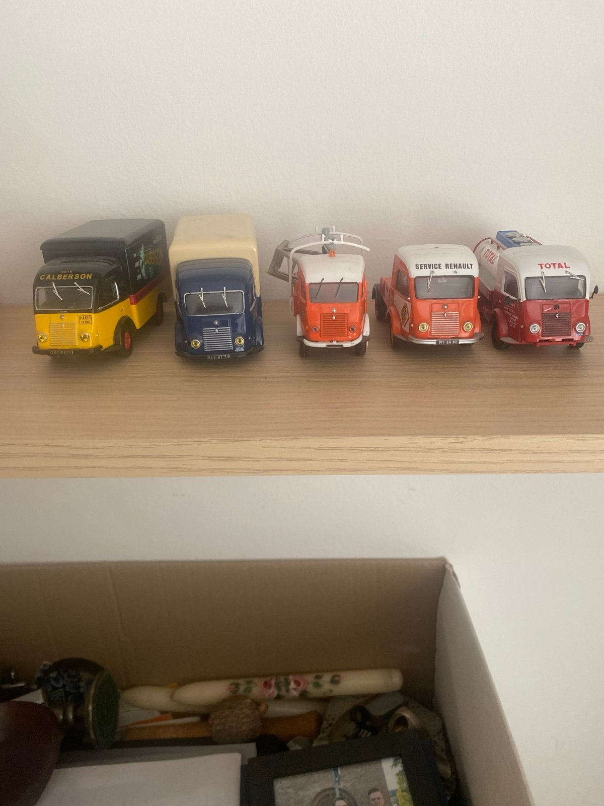 Modelauts vw T1 brandweer en diverse Renault Goulette, Overige merken, Gebruikt, Auto, 1:32 tot 1:50