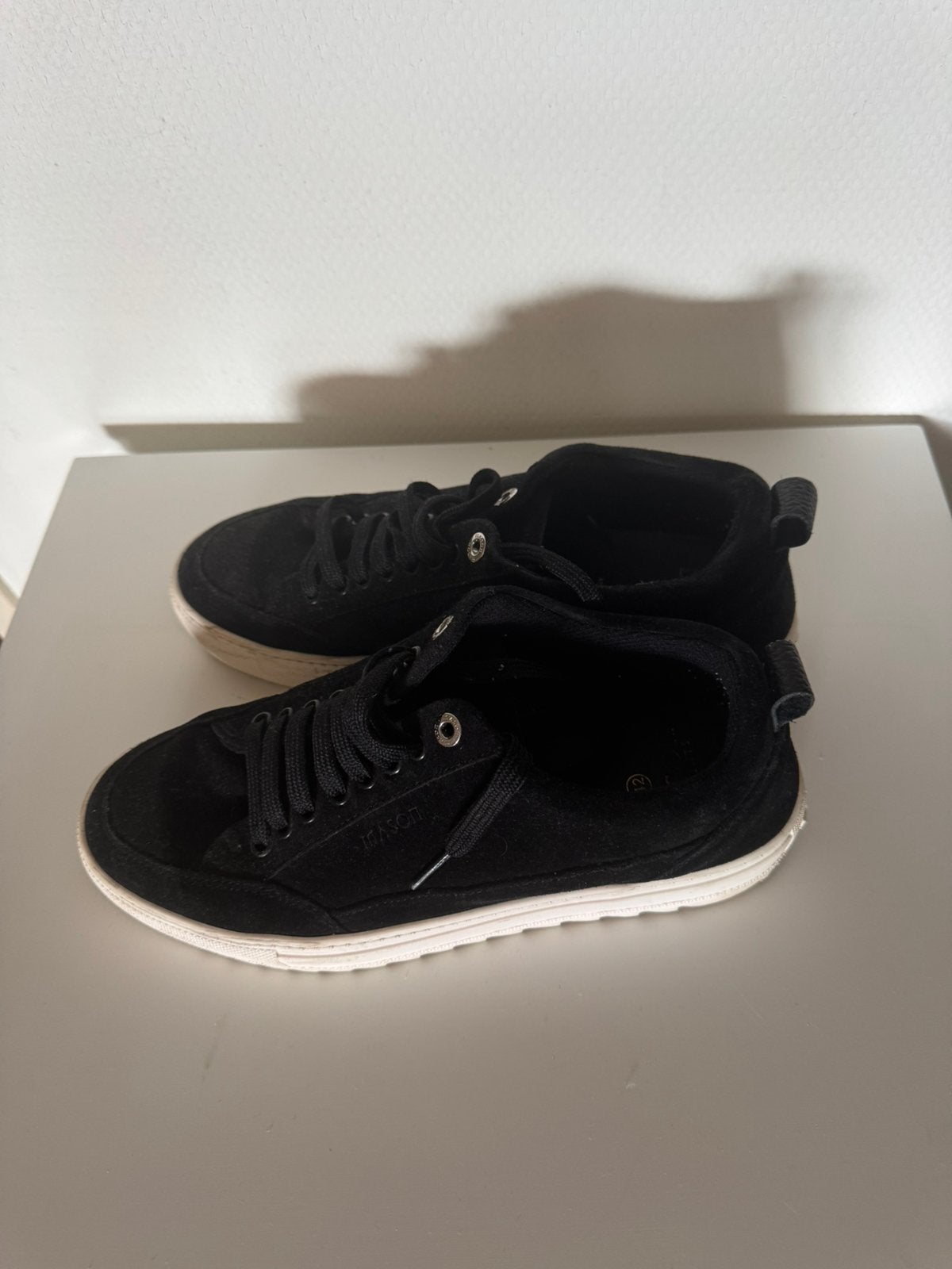 Mason garments unisex schoenen mt 42, Kleding | Heren, Schoenen, Ophalen of Verzenden, Gedragen, Zwart