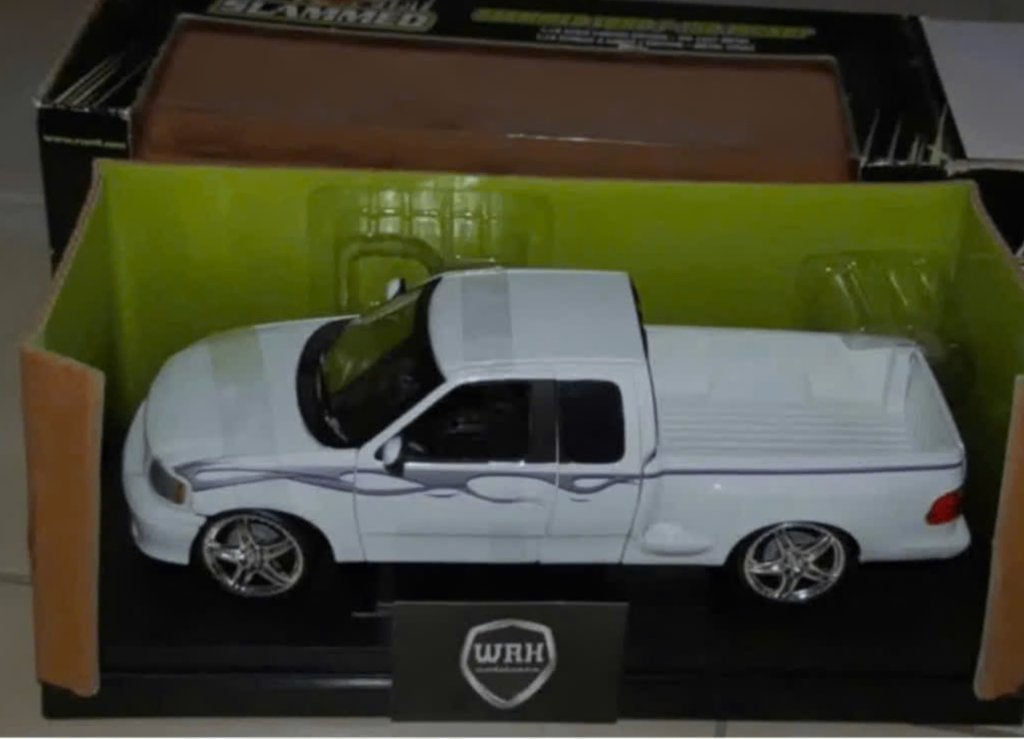 1:18 FORD F150 PICK UP SLAMMED ERTL NIEUW!! in doos WRH, Verzenden, Nieuw, Auto, ERTL