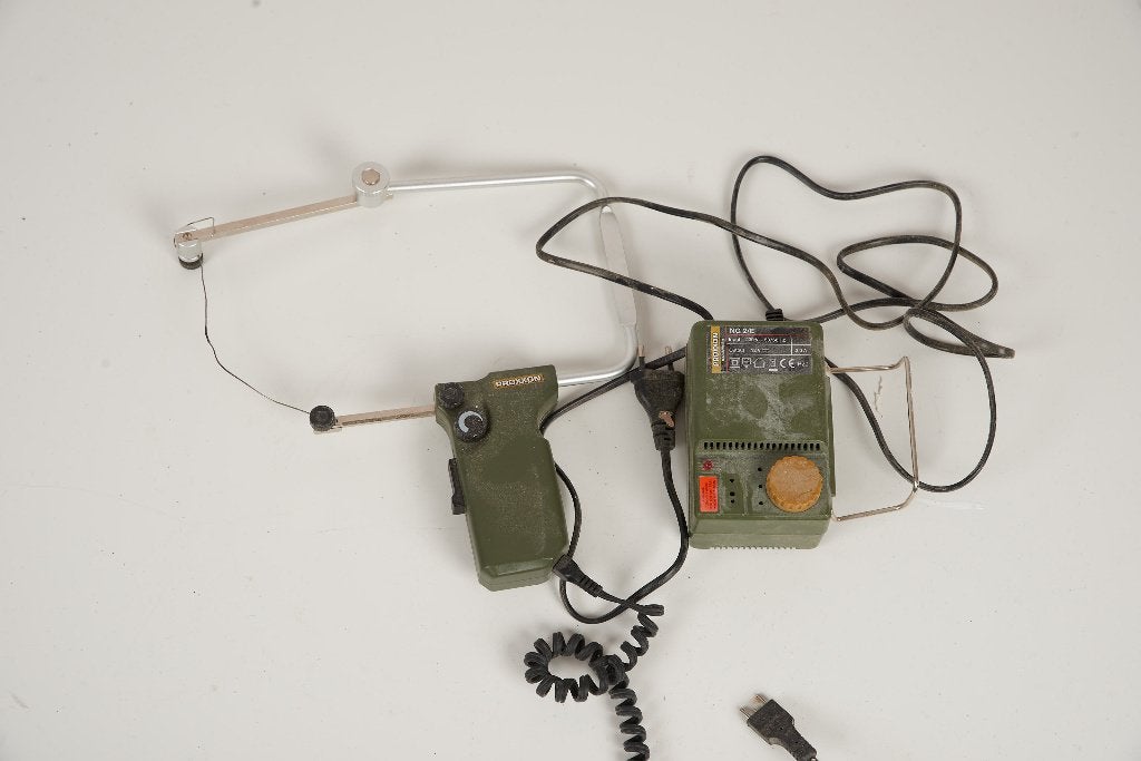 Proxxon thermocut 12/E hetedraad snijapparaat 12 Volt, Overige merken, Gebruikt, Ophalen of Verzenden, Groter dan 1:32