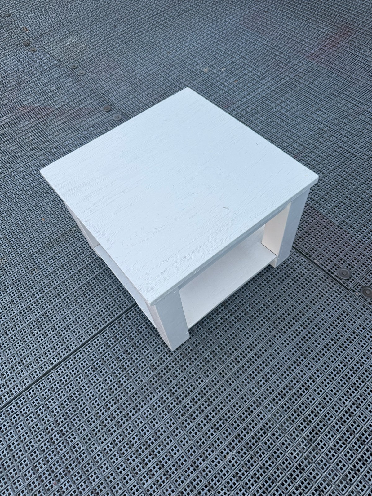 Wit tafeltje, Ophalen, Minder dan 45 cm, Minder dan 55 cm, Gebruikt