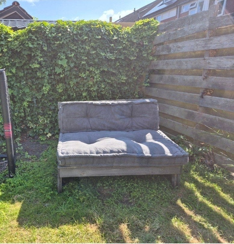 Pallet bank; inclusief kussens, Ophalen, Gebruikt, Hout