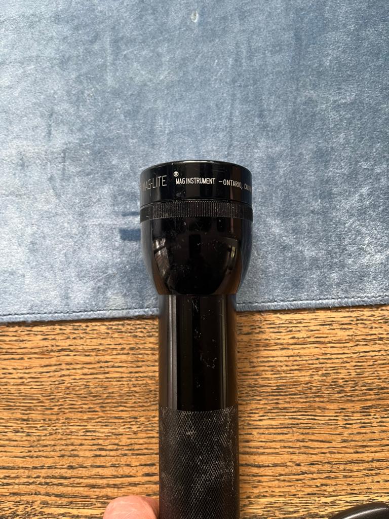 Mag-Lite zaklamp - Zwart, robuust en betrouwbaar, Ophalen, Gebruikt, Batterij
