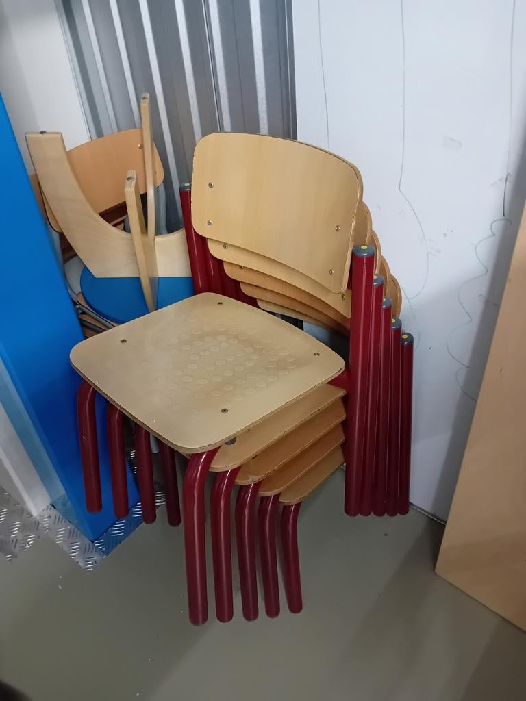 School stoeltjes, Ophalen, Gebruikt
