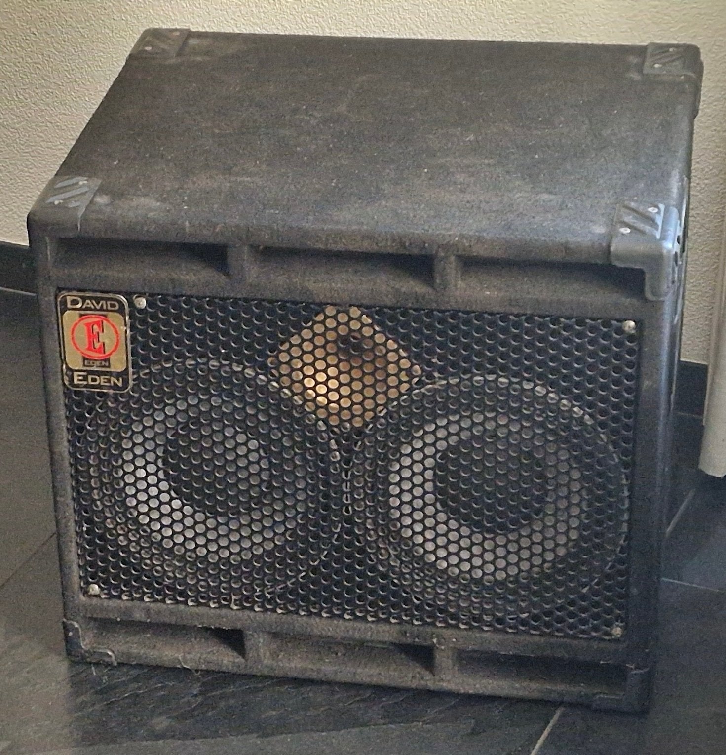 Eden D210XLT Bass Speaker Cabinet - 350W 4 Ohm, Audio, Tv en Foto, Luidsprekers, Gebruikt, Overige typen, 120 watt of meer, Ophalen
