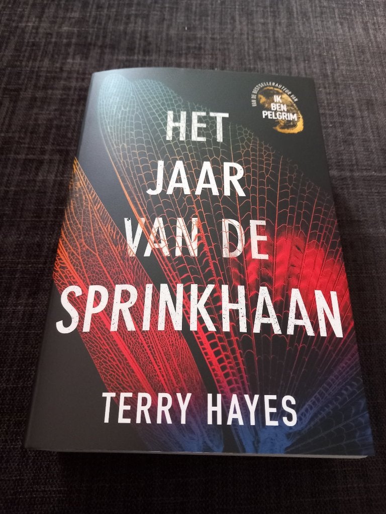 Het jaar van de sprinkhaan + Ik ben pelgrim - Terry Hayes, Boeken, Ophalen of Verzenden, Zo goed als nieuw, Terry Hayes, Wereld overig