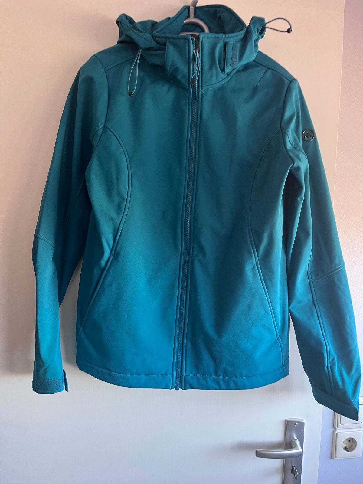 Human Nature Softshell Jas Maat M, Ophalen of Verzenden, Zo goed als nieuw, Maat 38/40 (M), Blauw