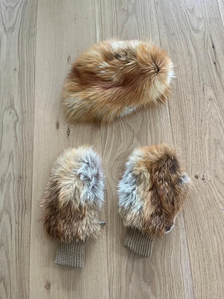 Warme bontmuts en wanten set, Ophalen, Zo goed als nieuw, Maat 38/40 (M), Sjaal