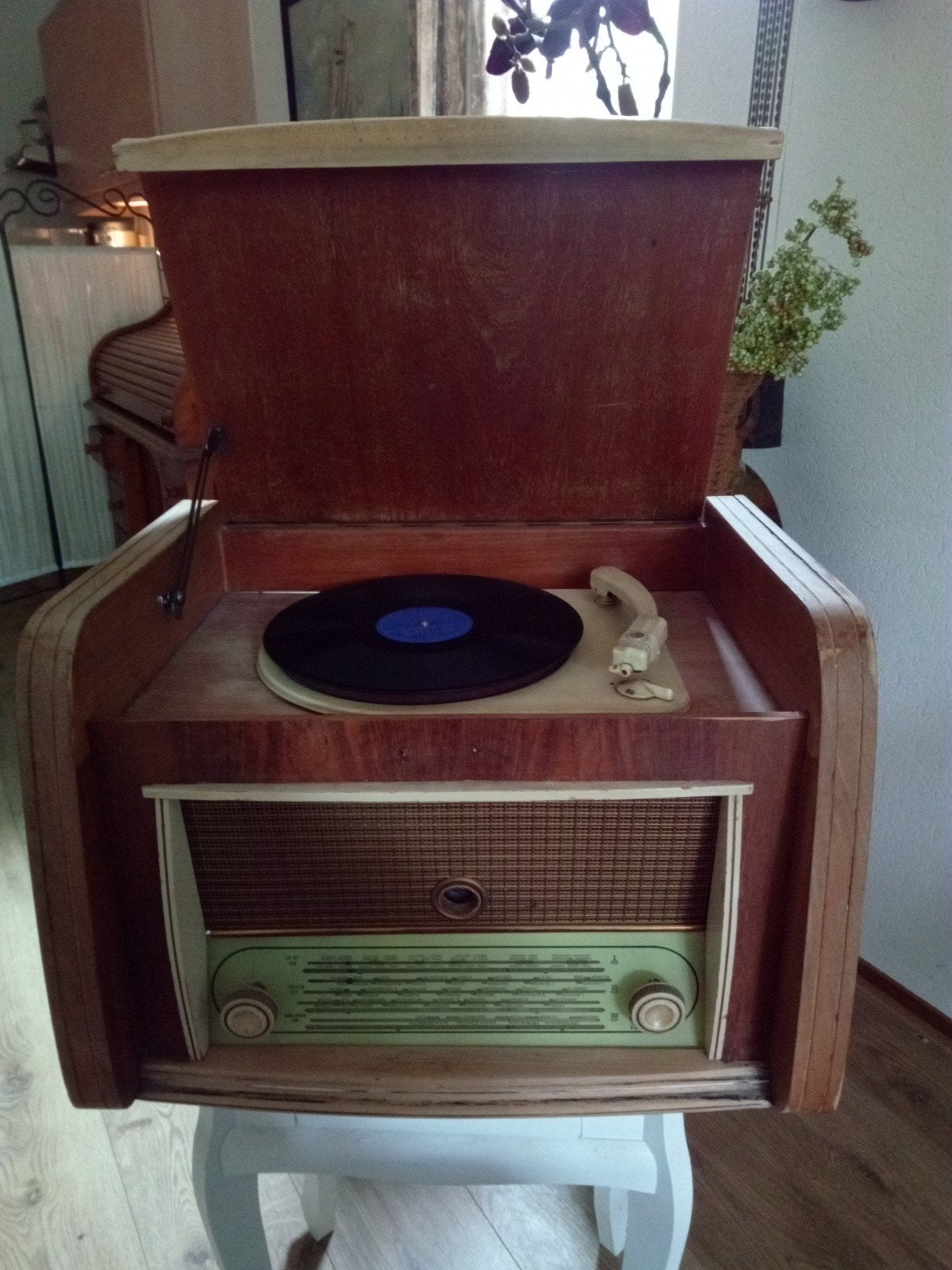 Oude radio/grammofoon, Antiek en Kunst, Ophalen of Verzenden