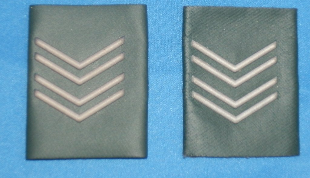 B5 epauletten groen -, Verzamelen, Ophalen of Verzenden, Landmacht, Nederland, Embleem of Badge