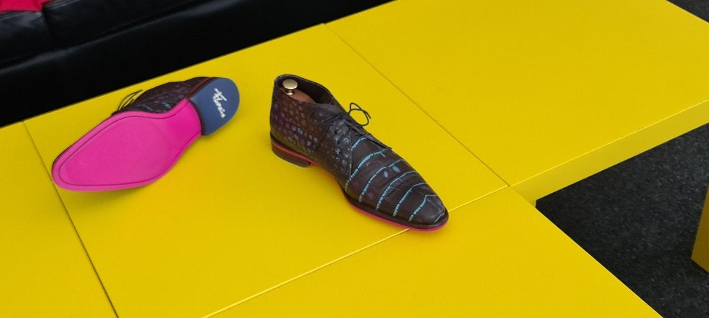 Floris Van Bommel half hoog schoenen met blauwe kleur 44, Kleding | Heren, Schoenen, Floris van Bommel, Zo goed als nieuw, Veterschoenen