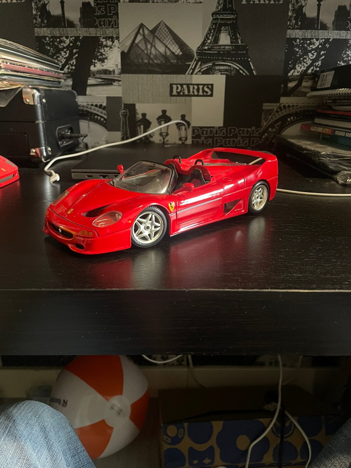 Bburago 1/18 schaalmodel Ferrari F40., Hobby en Vrije tijd, Modelauto's | 1:18, Ophalen of Verzenden, Zo goed als nieuw, Bburago