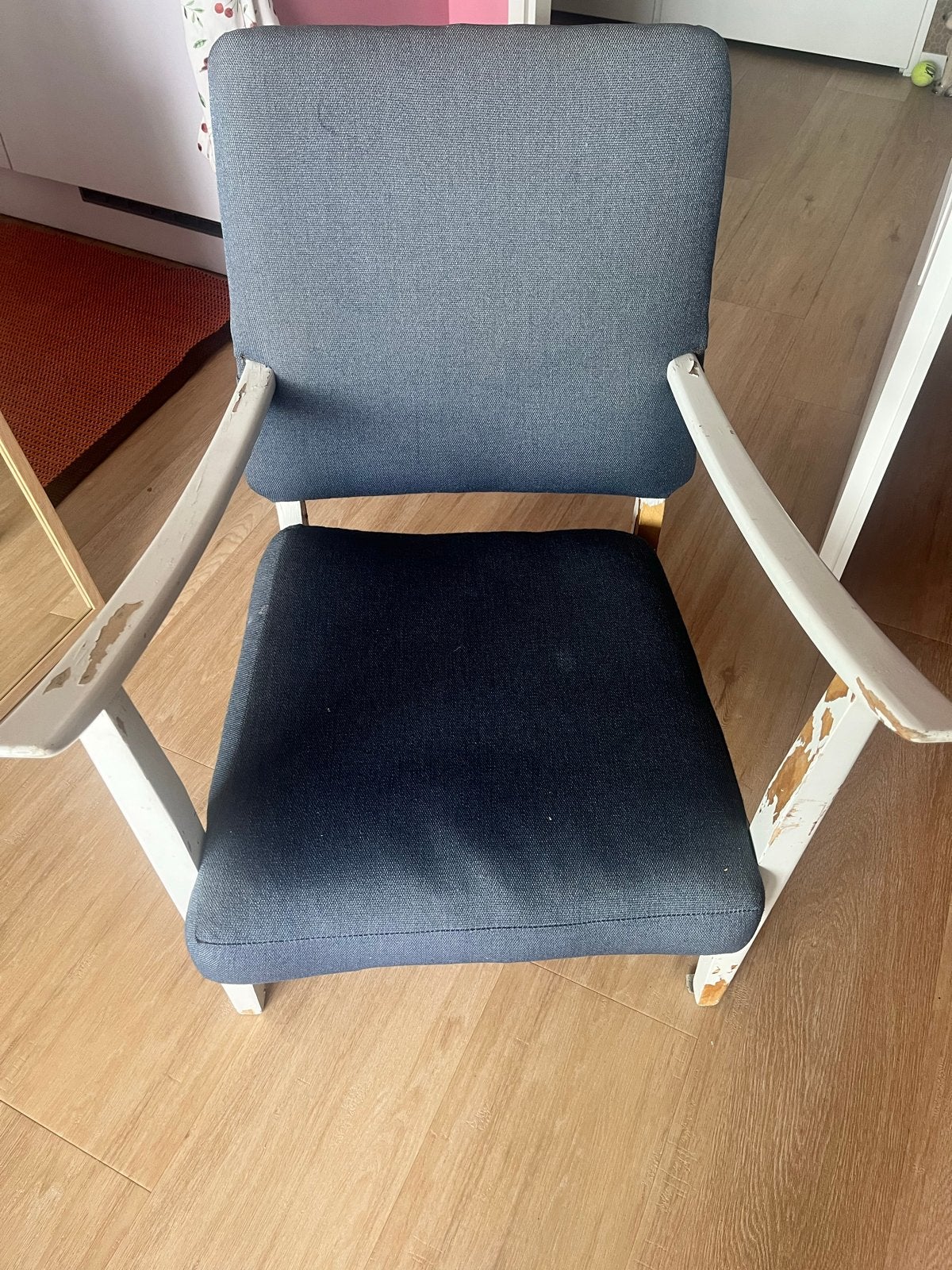 Opknapper: Chillstoel met uniek design, Ophalen, Gebruikt, Blauw, Eén