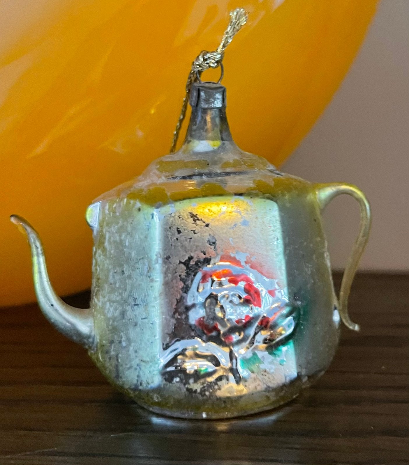 1940 - oude kerstbal - theepot met roos, Diversen, Ophalen