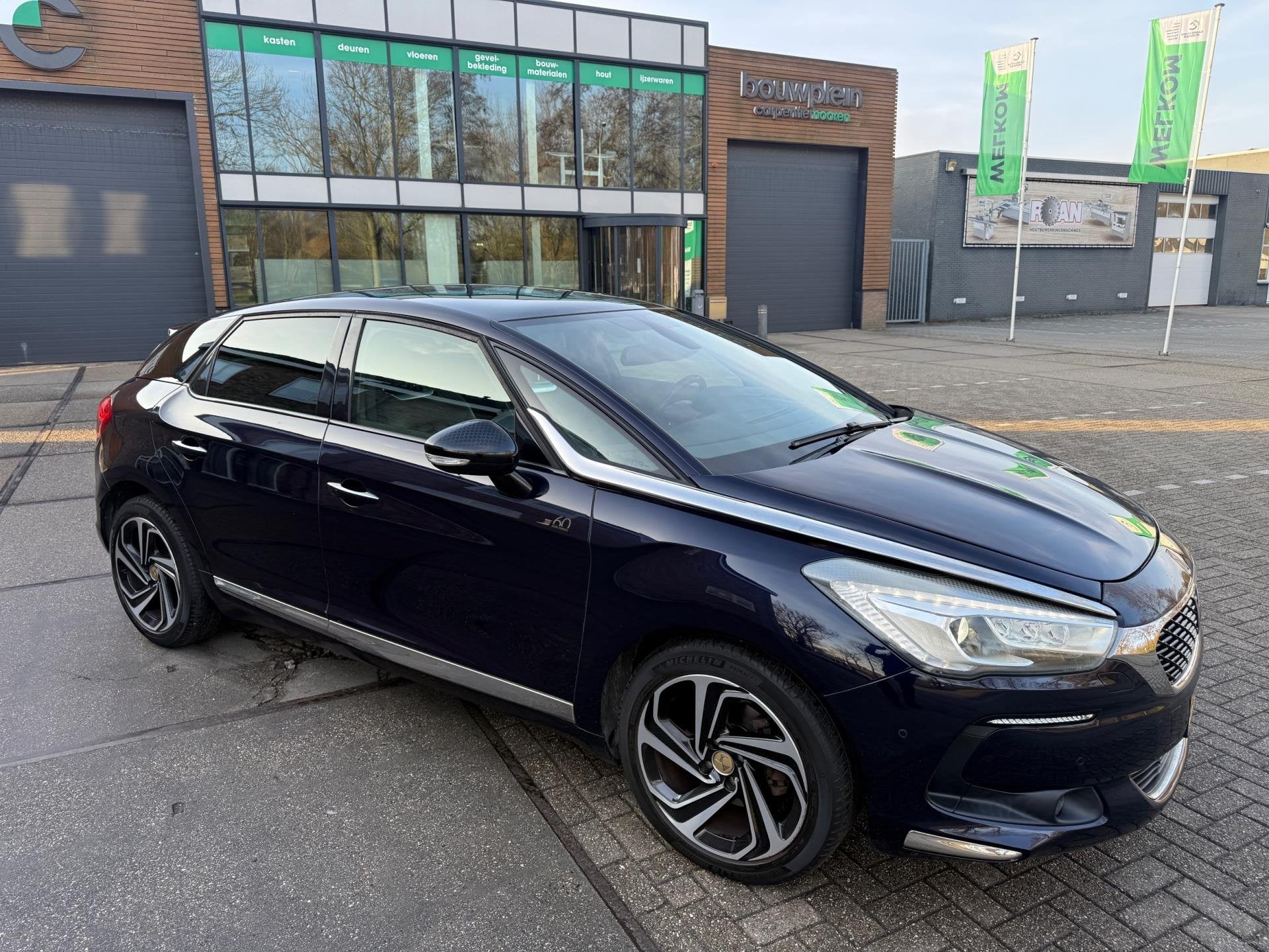 DS 5 1.6 THP 1955 ((( AUTOMAAT ))) nieuwe ketting., Auto's, Gebruikt, Euro 6, 4 cilinders, 1404 kg