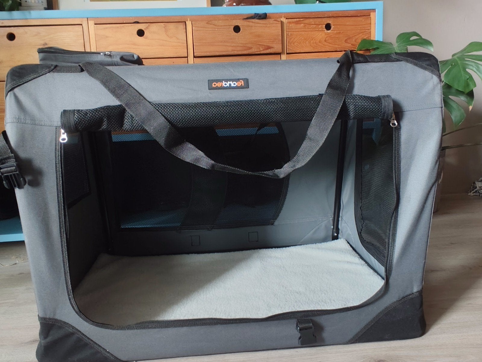 Feandrea honden bench / soft crate / travel bench, Dieren en Toebehoren, Ophalen, Zo goed als nieuw