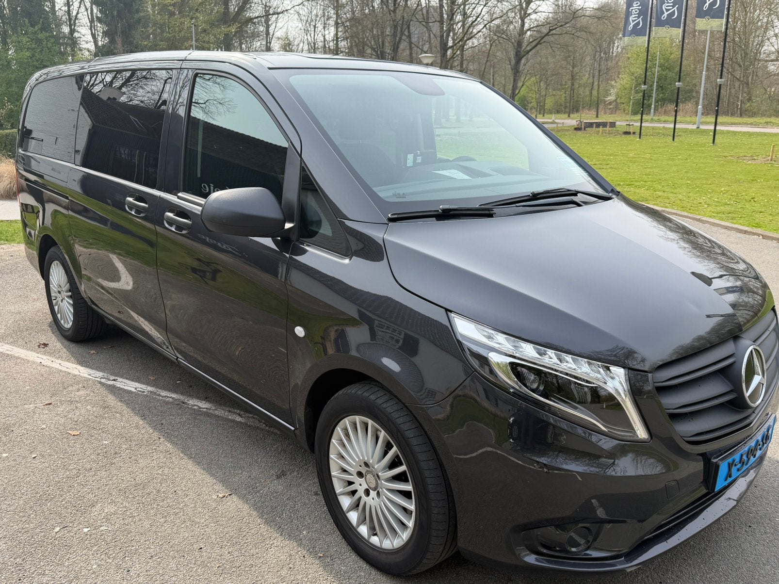TAXIKLAAR Mercedes-Benz Vito Tourer 114CDI L 9G-TRONIC 2021, Auto's, 2000 kg, Diesel, Grijs, Particulier