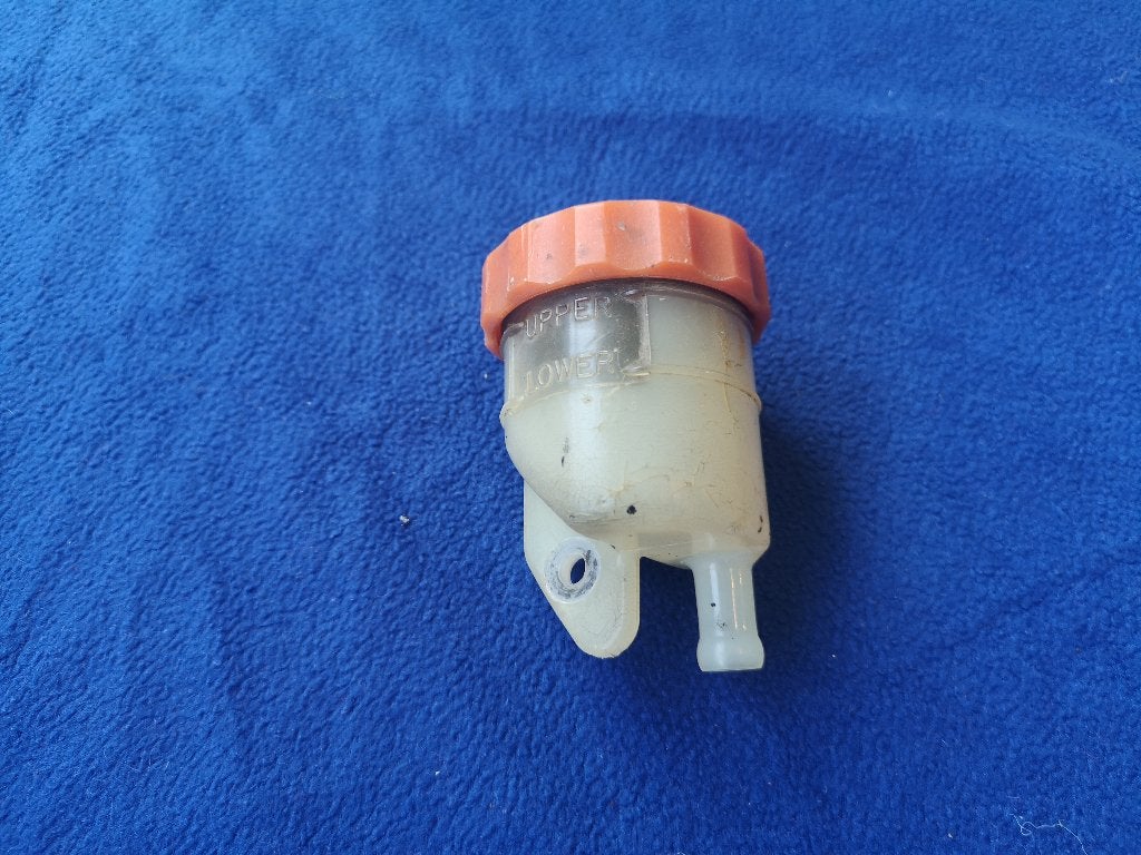 REMVLOEISTOF RESERVOIR  ACHTER HONDA MAGNA V65 / VF1100, Ophalen of Verzenden, Gebruikt