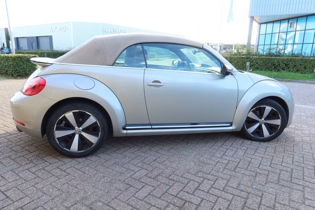 Volkswagen BEETLE 2.0 TSI 220 PK SPORT BLUEMOTION EXCLUSIVE,, 15 km/l, Gebruikt, 4 cilinders, 4 stoelen