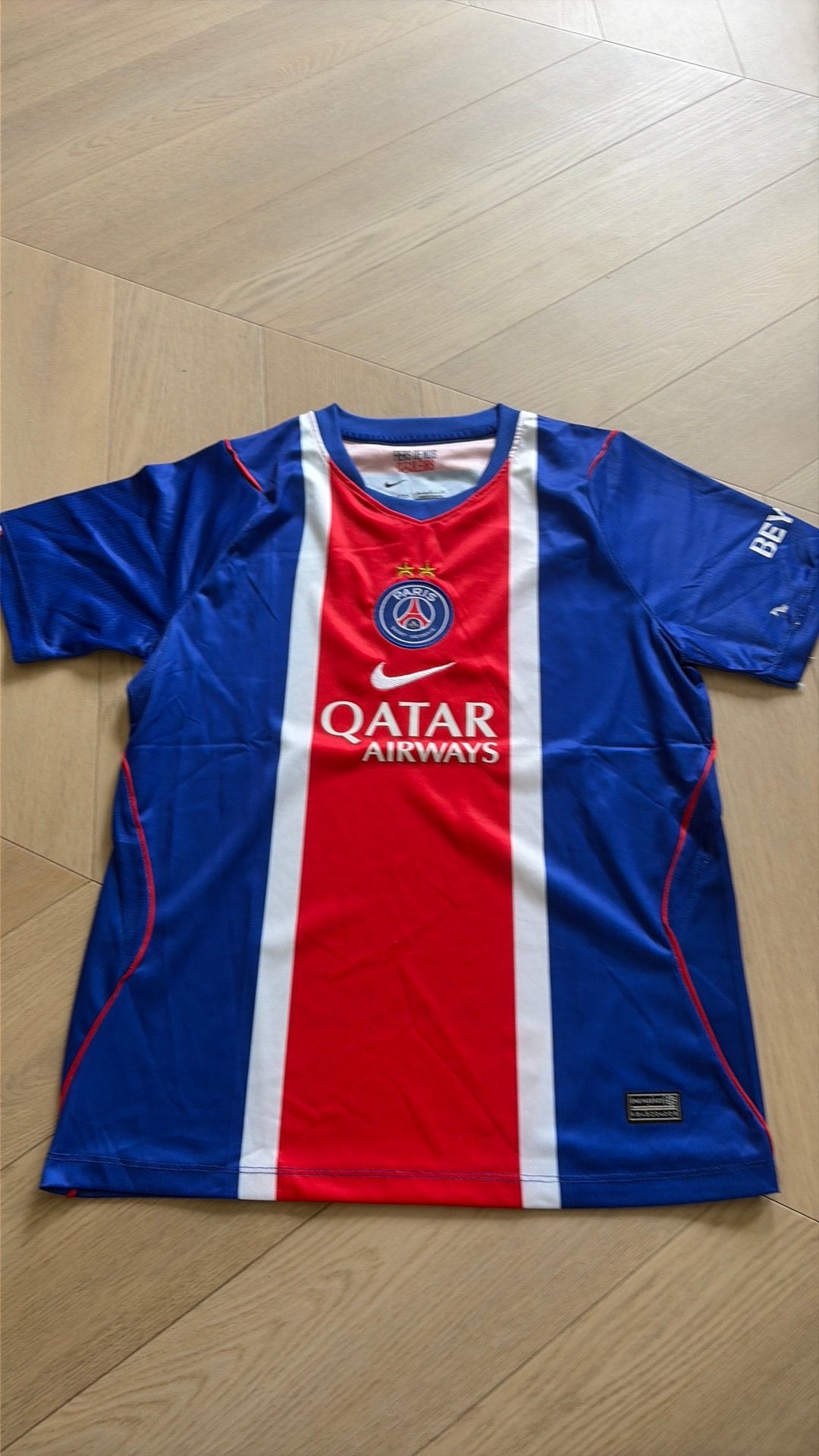 PSG (Paris Saint-Germain) – seizoen 2027/27, het thuisshirt, Maat S, Ophalen of Verzenden, Zo goed als nieuw