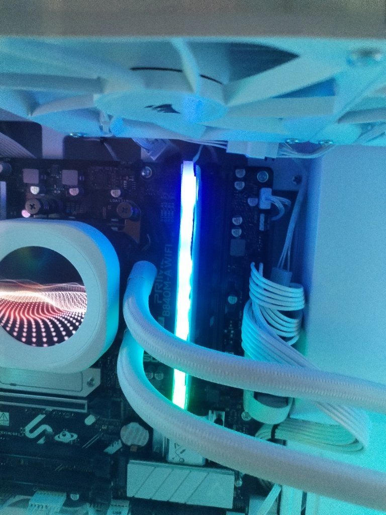 Ddr5 ram 16gb 6000 MT/s, 6000 MT/s, Ophalen of Verzenden, Zo goed als nieuw, Desktop