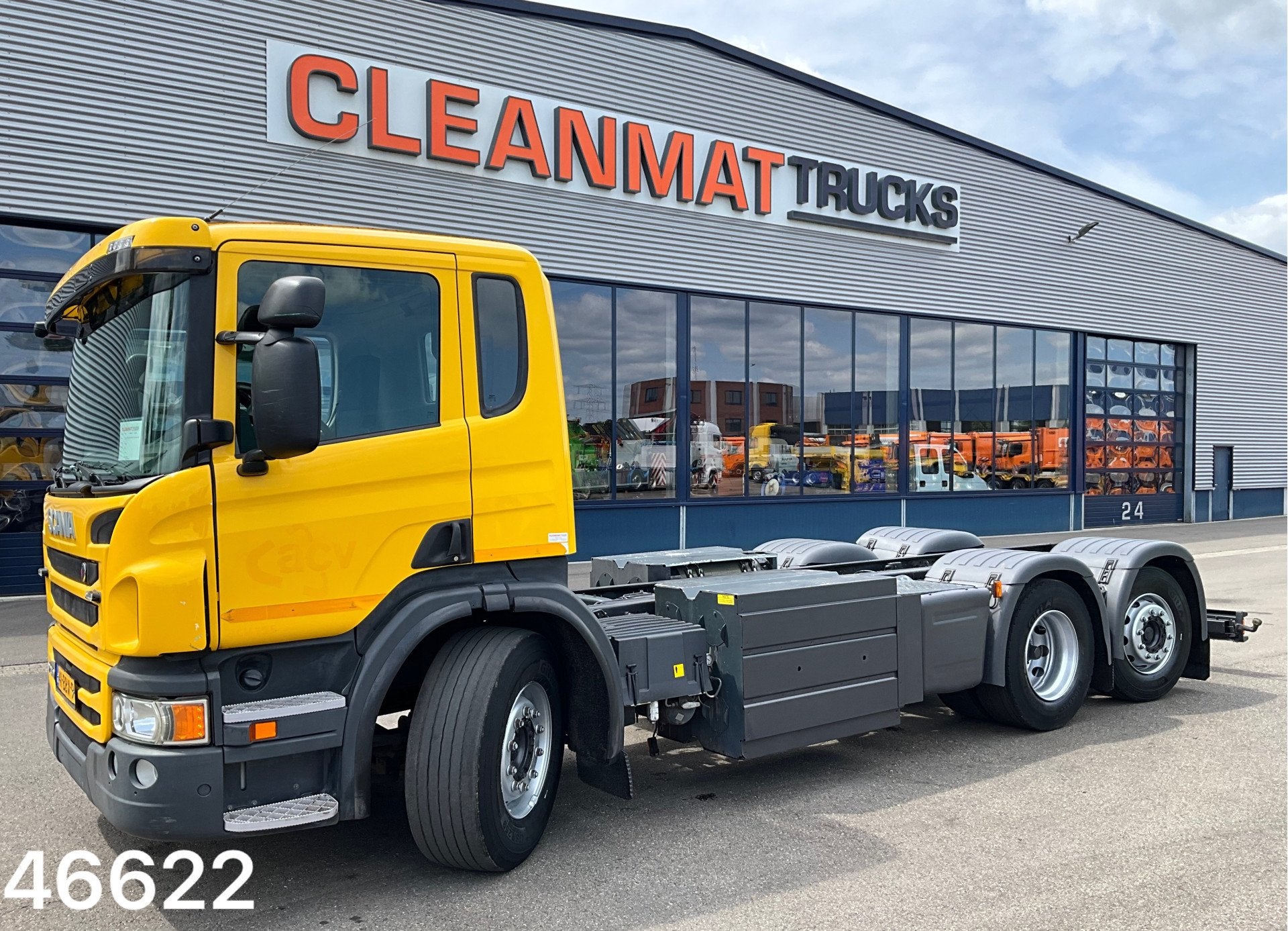 Scania P 310 Chassis cabine Retarder with PTO Just 205.148 k, Auto's, Automaat, Euro 5, Parkeercamera, Scania