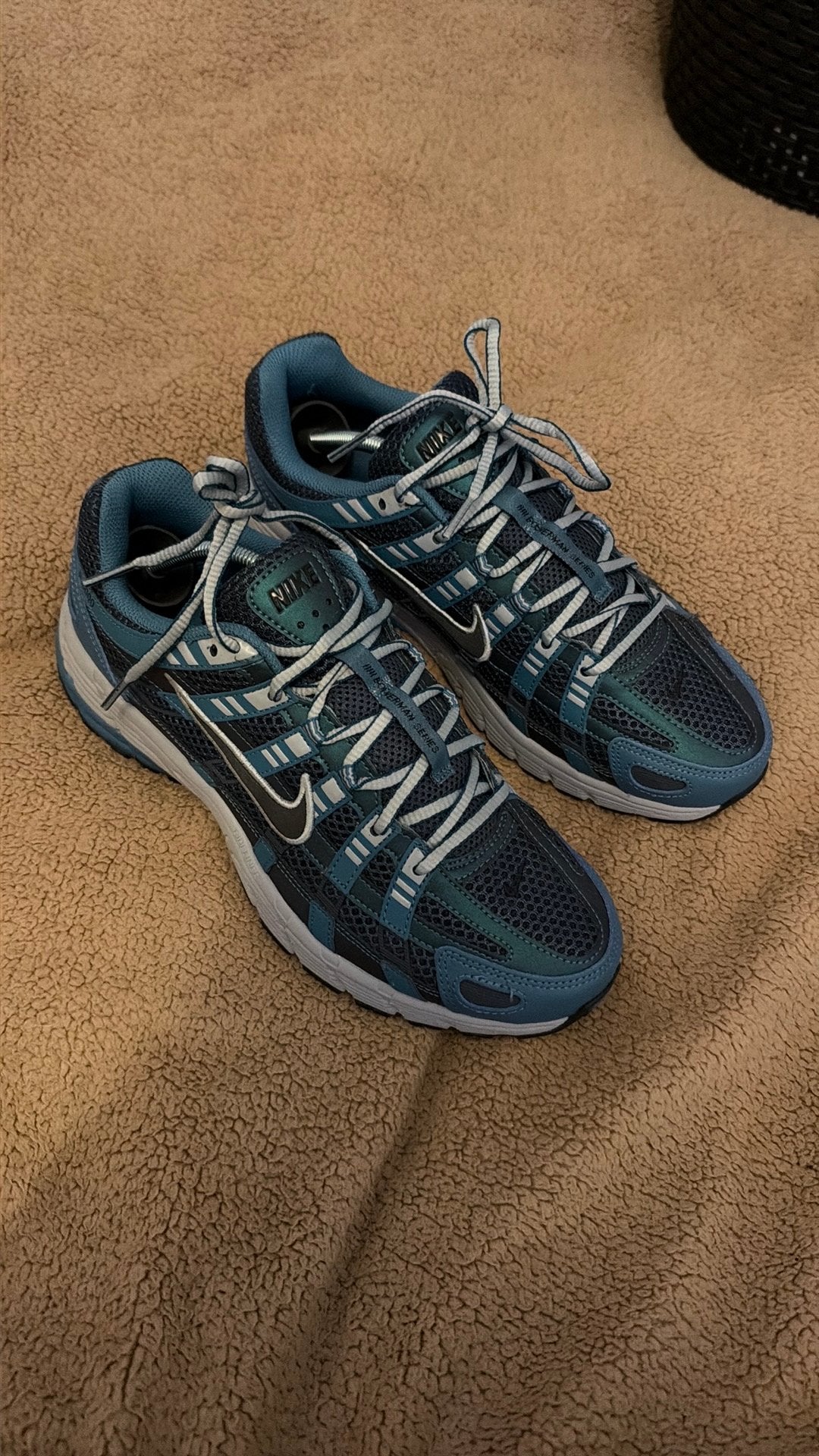 Nike p6000 mt42 nieuw nooit gedragen 100%org met doos, Blauw, Nieuw, Ophalen of Verzenden, Sneakers of Gympen