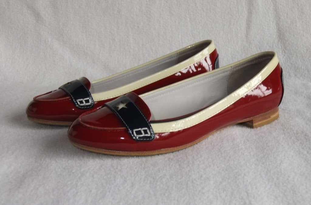 C.Petula Rood Wit Blauw loafer maat 36, Kleding | Dames, Instappers, C.Petula, Ophalen of Verzenden, Zo goed als nieuw