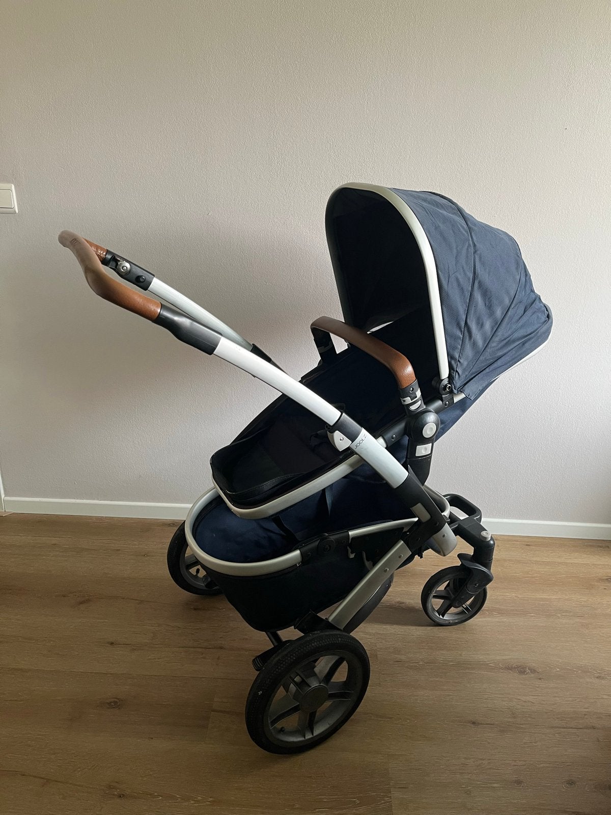 Joolz Day 3 kinderwagen met reiswieg en accessoires, Kinderen en Baby's, Kinderwagens en Combinaties, Zo goed als nieuw, Combiwagen