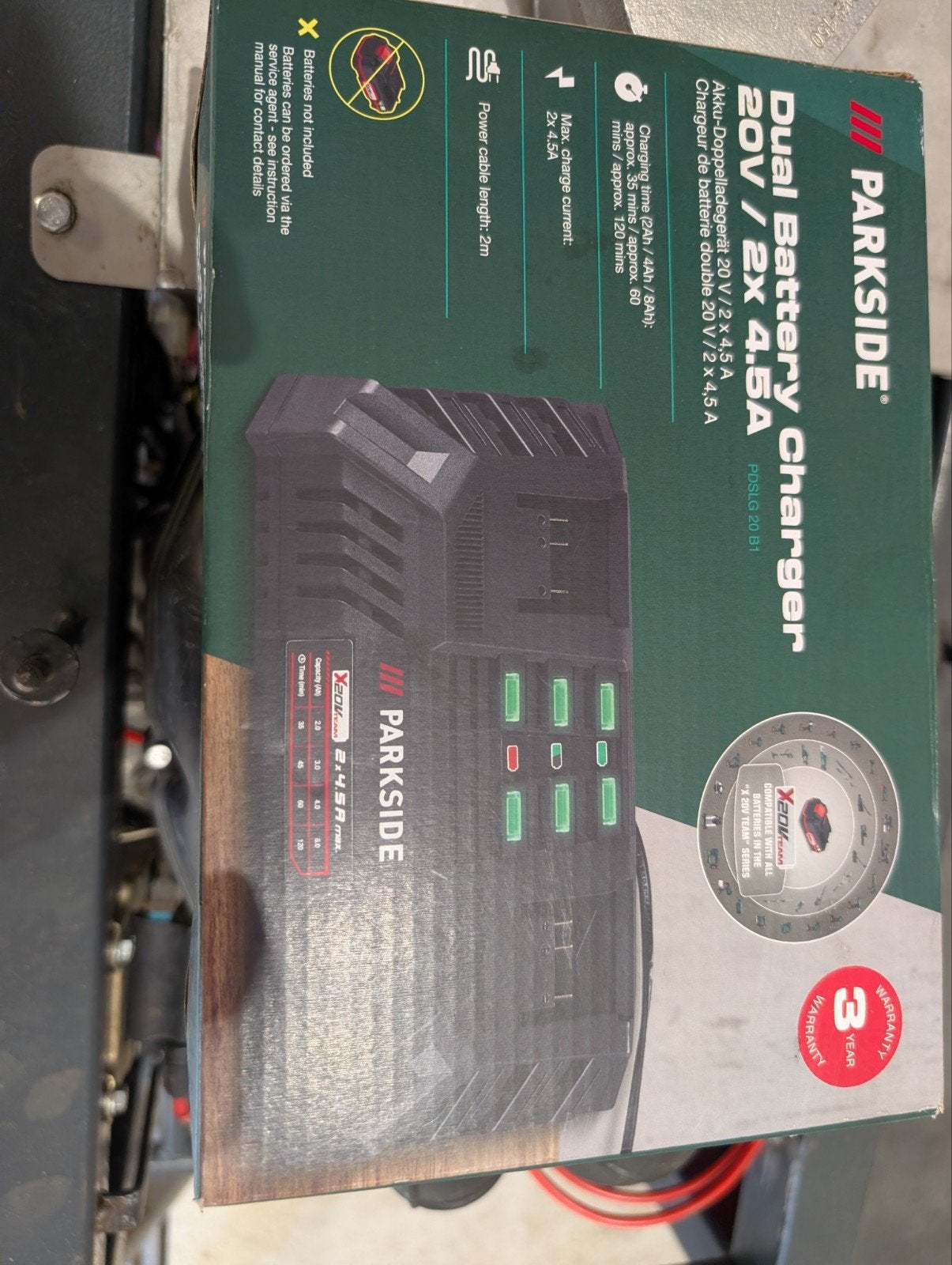 Parkside Dual Acculader 20V/2x 4.5A - Zo goed als nieuw, Doe-het-zelf en Verbouw, Gereedschap | Boormachines, Ophalen of Verzenden