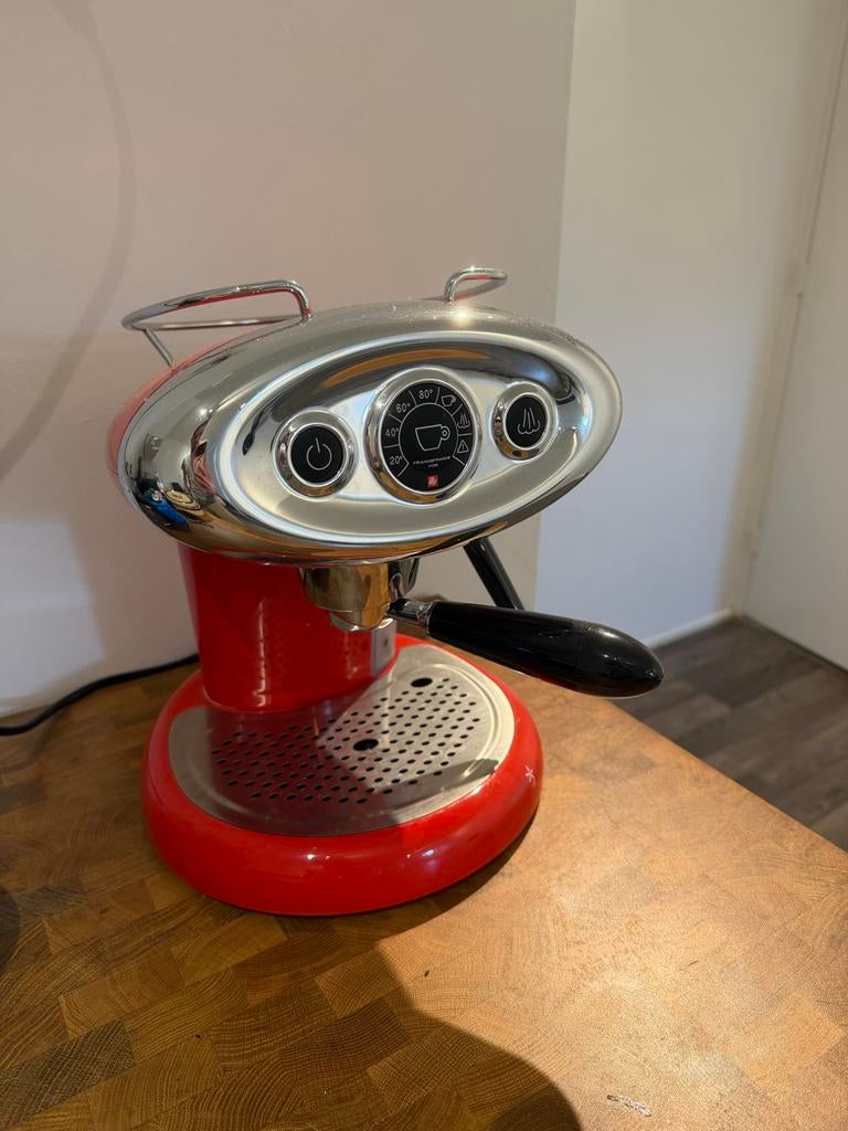 Illy Francis X7.1 espresso machine - top conditie, Witgoed en Apparatuur, Koffiezetapparaten, Stoompijpje, Koffiepads en cups