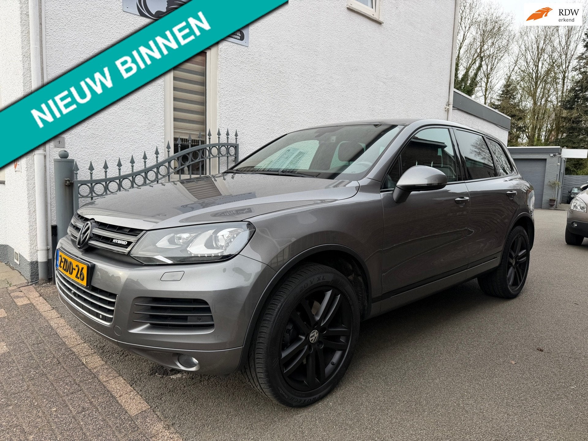 Volkswagen Touareg 3.0 TSI Hybrid Highline | Memory | Stoelv, Auto's, Volkswagen, Automaat, Euro 5, Gebruikt, Zwart