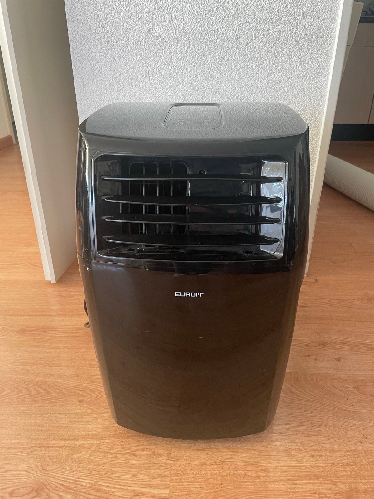 Eurom Mobiele Airco 15000 btu ❄️ Koelen & Verwarmen, Ophalen, Timer, Koelen en Ontvochtigen, 3 snelheden of meer