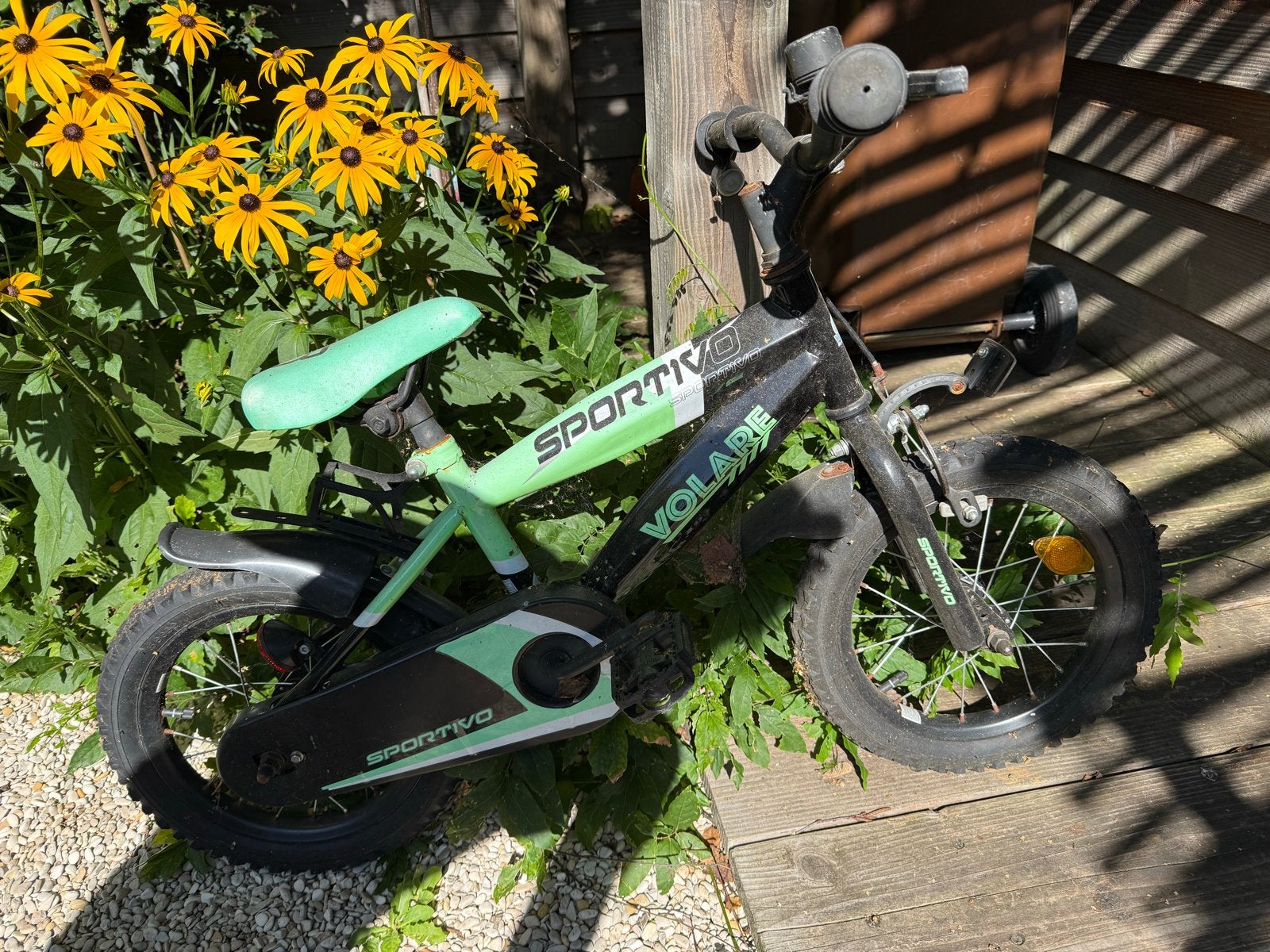 Volare Sportivo Kinderfiets 12 inch - Zwart/Groen, Fietsen en Brommers, Ophalen, Terugtraprem, Zijwieltjes, Gebruikt