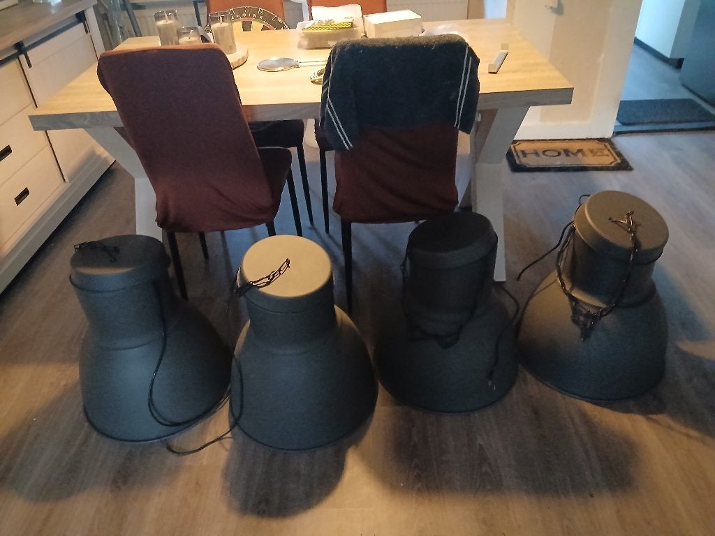 Lampen, Ophalen, Zo goed als nieuw, Metaal