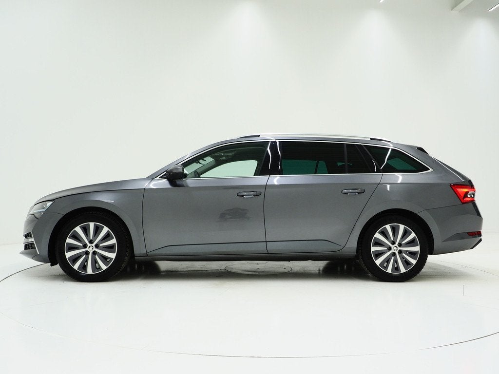 Skoda Superb Combi 1.4 TSI iV Style | Leder/Alcantara | Came, Auto's, Skoda, Gebruikt, 4 cilinders, Adaptive Cruise Control, Hybride Elektrisch/Benzine