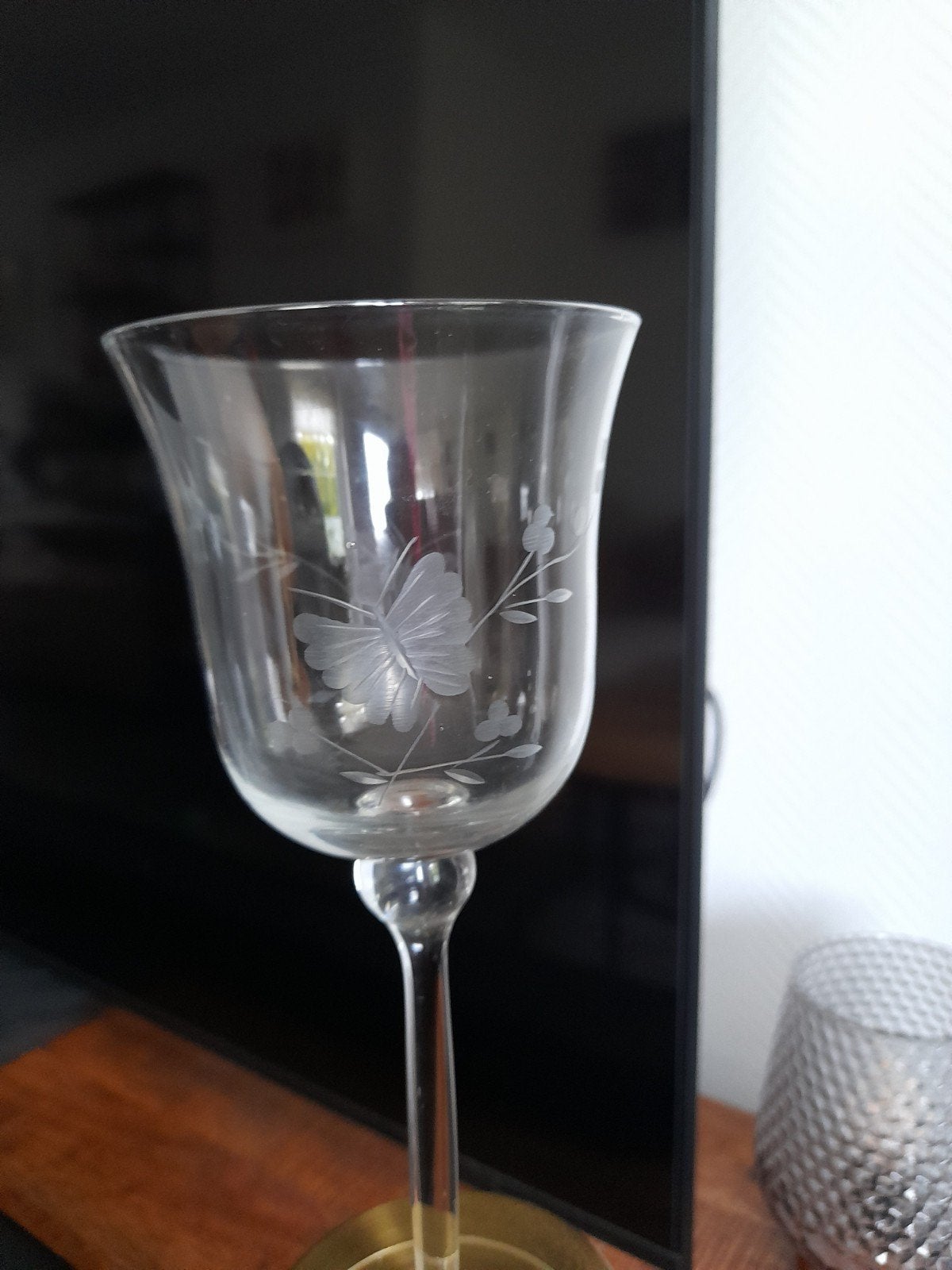 6 prachtige nieuwe wijnglazen met vlinder op hoge voet, Verzamelen, Ophalen, Nieuw, Overige typen
