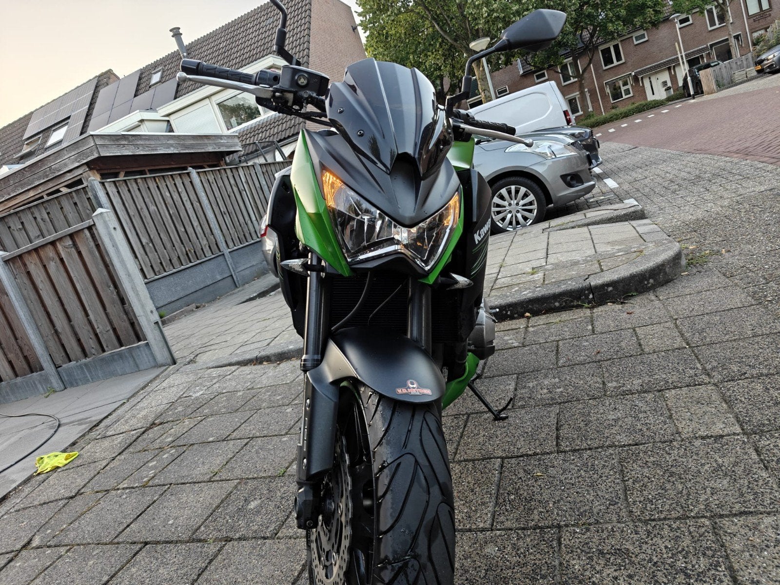Nette Kawasaki Z800 uit 2014 met Akrapovič uitlaat, Occasion, 4 cilinders, Particulier, 800 cc