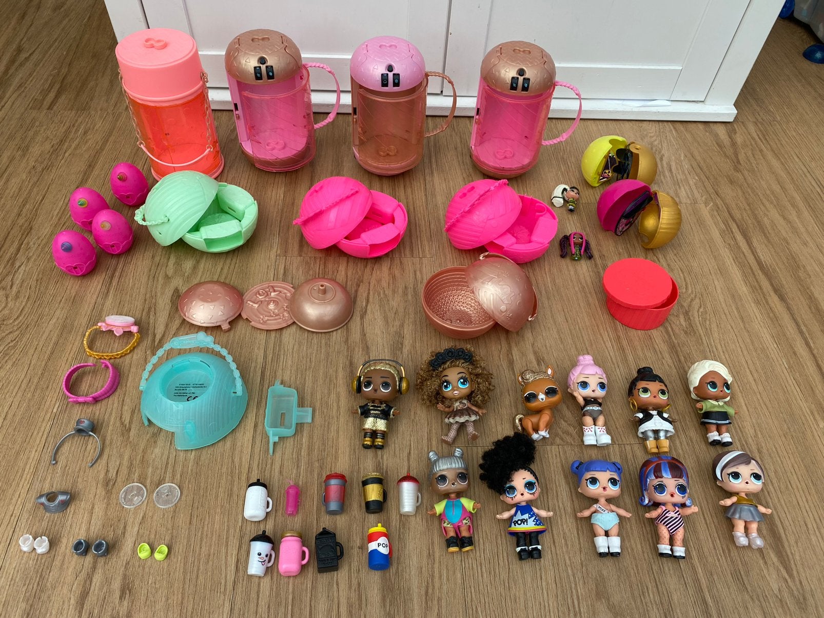 L.o.l. Surprise veel poppetjes, attributen en kokers, Ophalen of Verzenden, Zo goed als nieuw, Overige typen