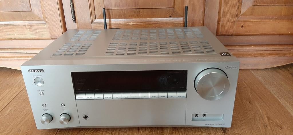 ONKYO RECEIVER,type TX-NR 575 E/AV,zilverkleurig,ZGAN, Ophalen of Verzenden, Zo goed als nieuw, 120 watt of meer, Onkyo