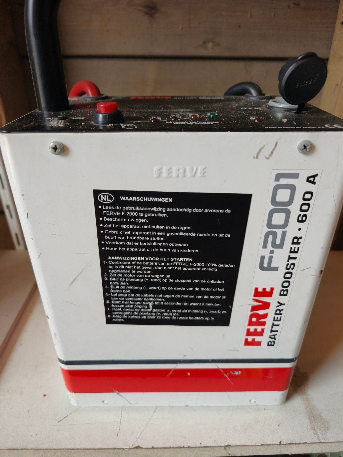 FERVE F-2001 Accu Booster 600A - Krachtige Starthulp 12V