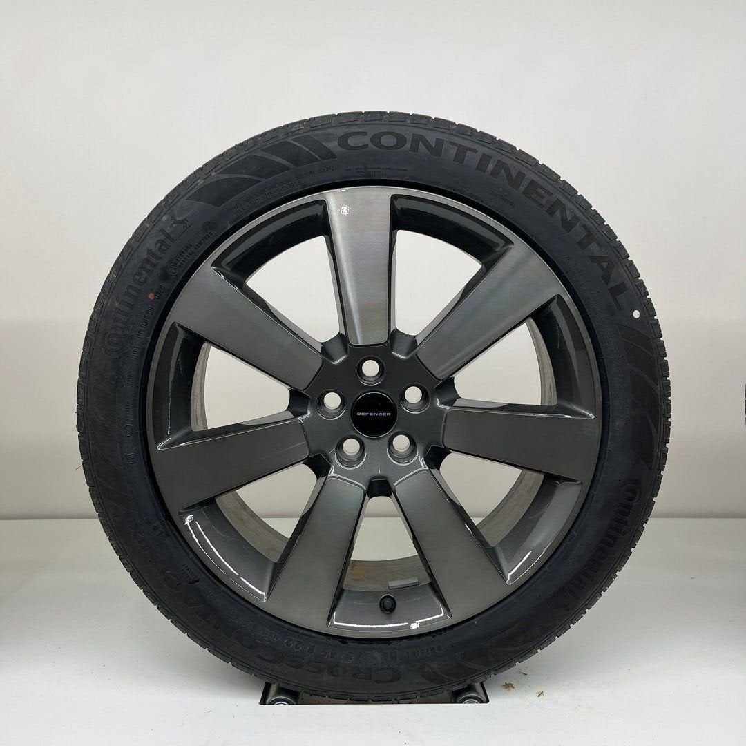 Land Rover Defender - 22 inch - all season, Gebruikt, 275 mm, Banden en Velgen, Overige maten