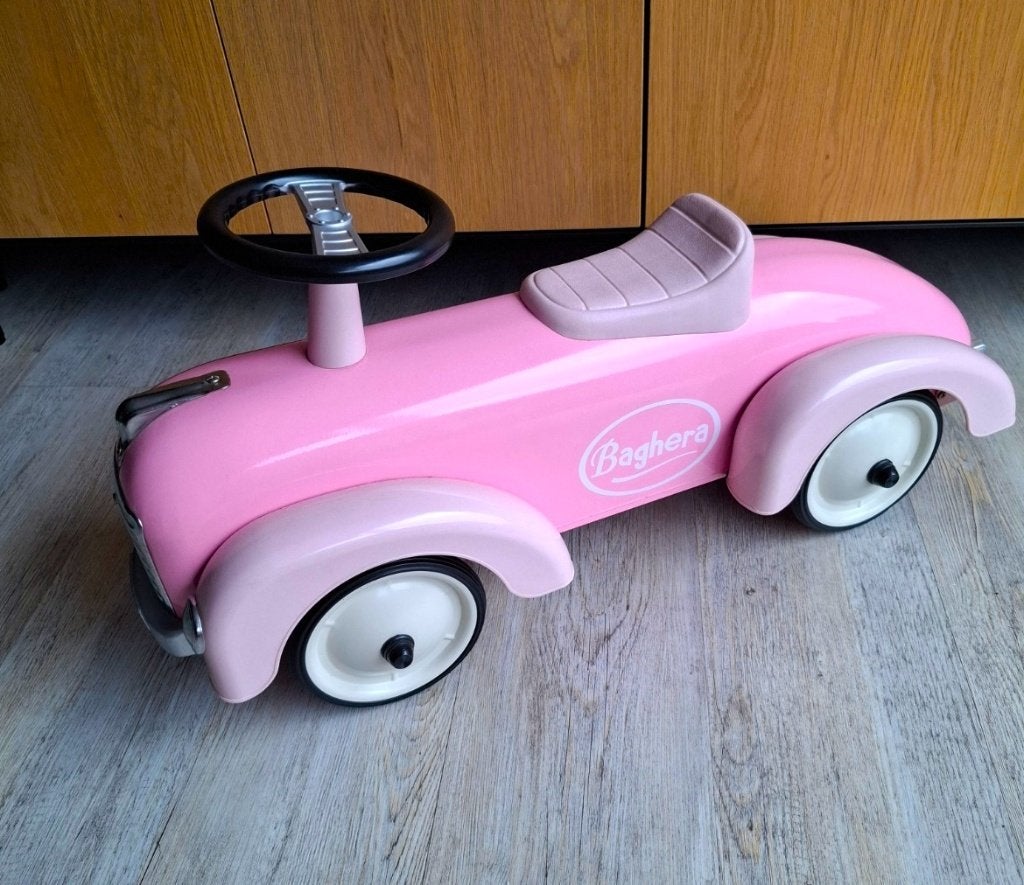 Erg leuke roze loopauto van Baghera, Ophalen, Zo goed als nieuw, Loopvoertuig
